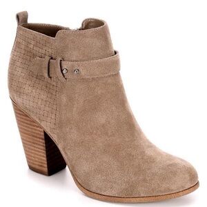 🤗Make an offer! Ankle Boot